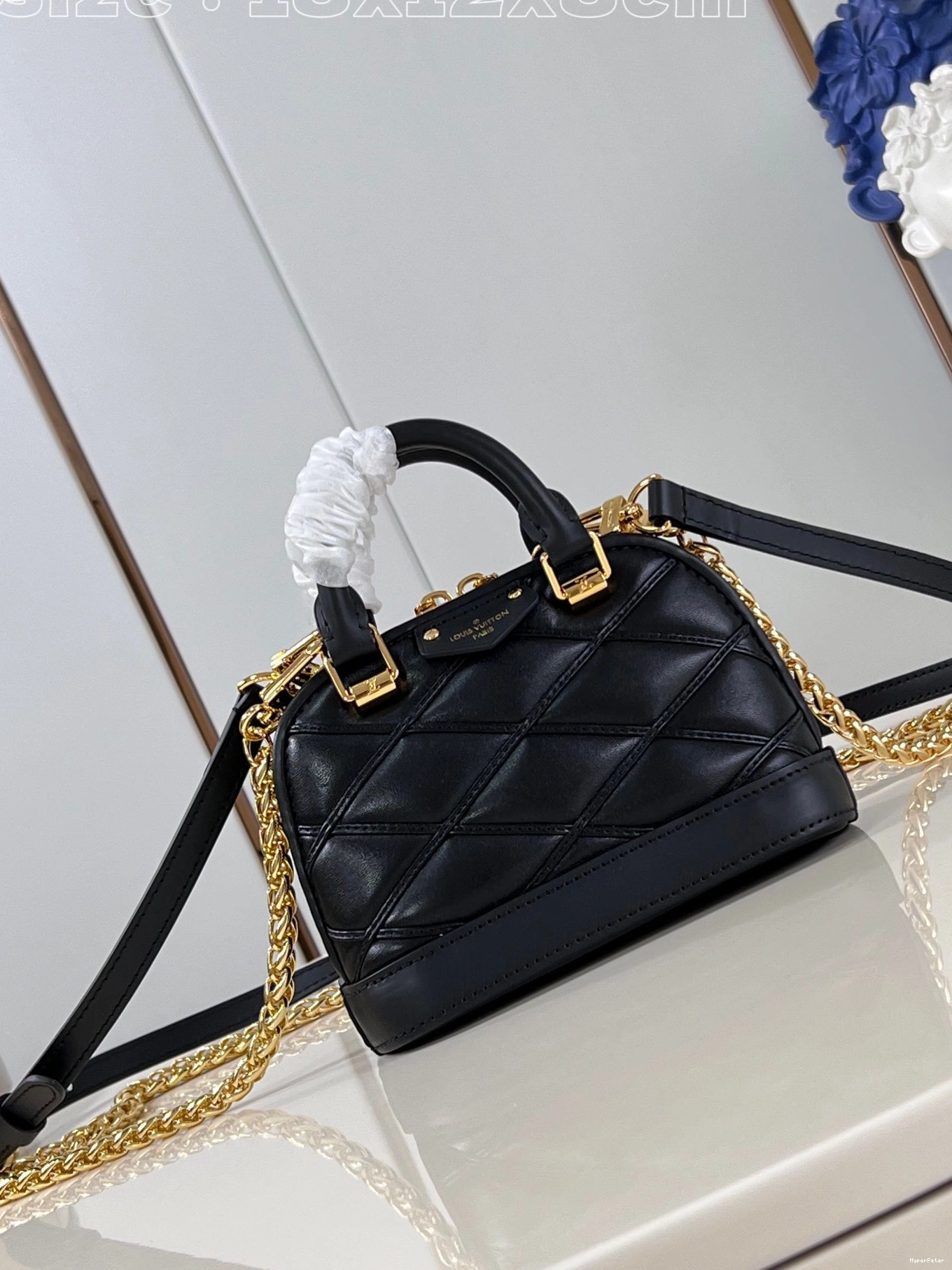 VUITTON Nano LOUIS Alma-18*12*8cm 0812
